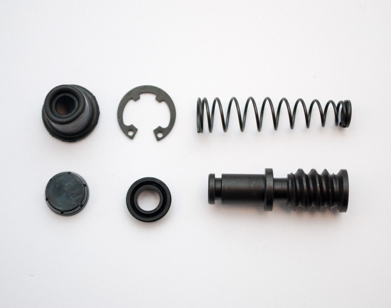 BRONCO ZESTAW NAPRAWCZY POMPY HAMULCOWEJ PRZÓD HONDA TRX 400FW 95-03, 450 ES/S 98-01, 450 FE/FM 02-04, 500FA 01-04 (MSB-104) (1)