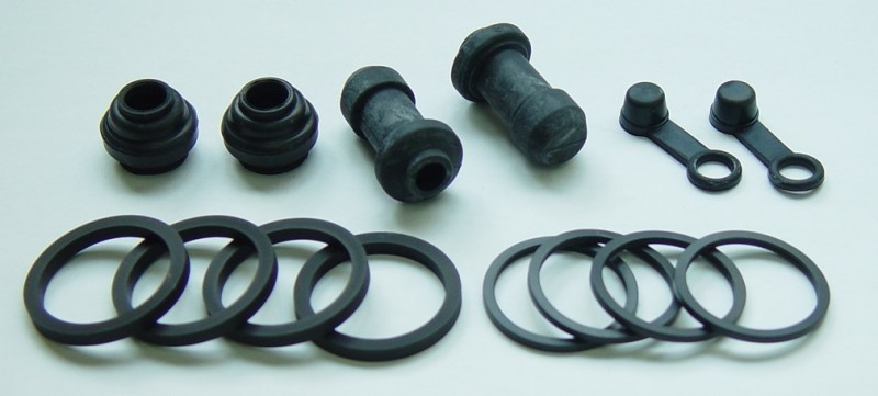 TOURMAX ZESTAW NAPRAWCZY ZACISKU HAMULCOWEGO PRZÓD HONDA CBR 600/CBF600/VFR750/VF750C/CBR 1000F (MADE IN JAPAN) (1)