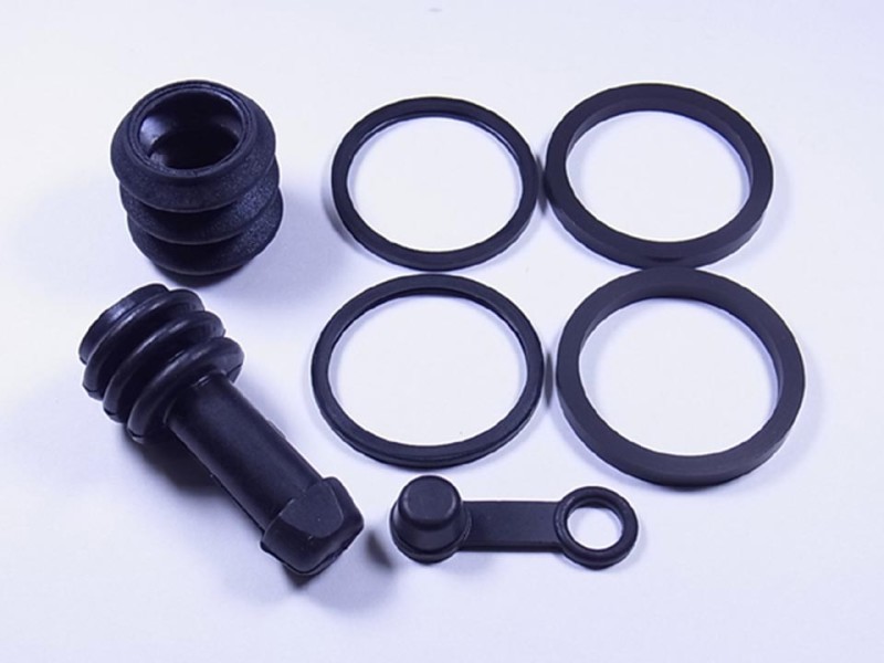 TOURMAX ZESTAW NAPRAWCZY ZACISKU HAMULCOWEGO PRZÓD KAWASAKI VN 900 VULCAN '06-13 (MADE IN JAPAN) - WYPRZEDAŻ (1)