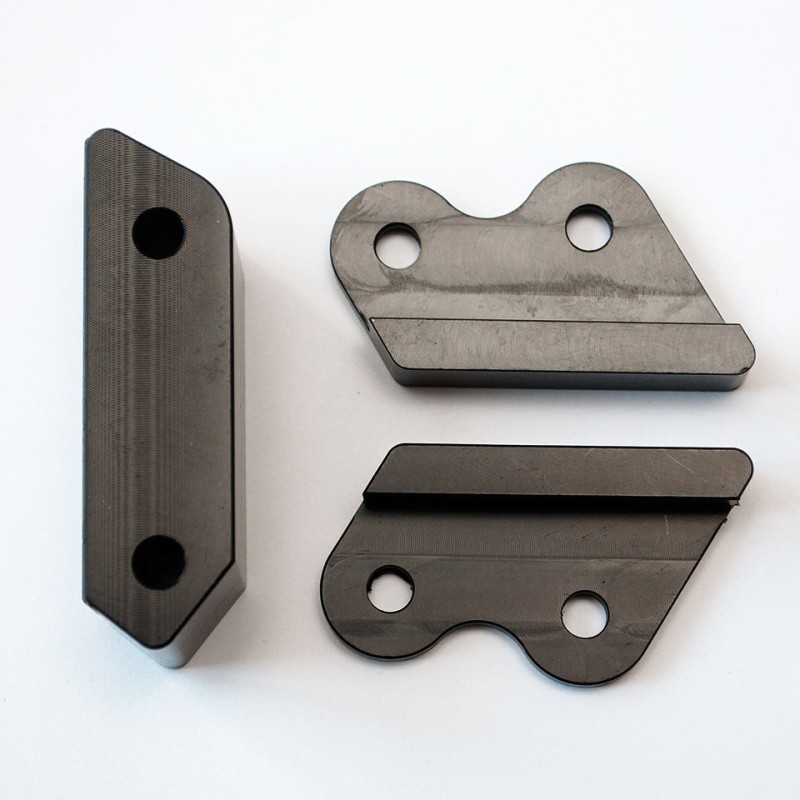 ACCEL WKŁAD PROWADNICY ŁAŃCUCHA (1)