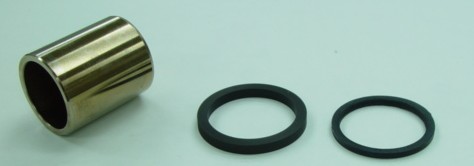 TOURMAX TŁOCZEK ZACISKU HAMULCOWEGO Z USZCZELNIACZAMI HONDA CBR/CBF/VFR/VT/VTX/GL - TYŁ/PRZÓD (MADE IN JAPAN) (1)