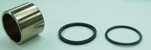 TOURMAX TŁOCZEK ZACISKU HAMULCOWEGO Z USZCZELNIACZAMI HONDA CBR/CB/CBF/NTV/NX/VT/VTR TYŁ (MADE IN JAPAN) (1)