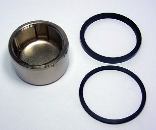 TOURMAX TŁOCZEK ZACISKU HAMULCOWEGO Z USZCZELNIACZAMI SUZUKI GSX 1300R HAYABUSA '99-07 TYŁ (MADE IN JAPAN) (1)