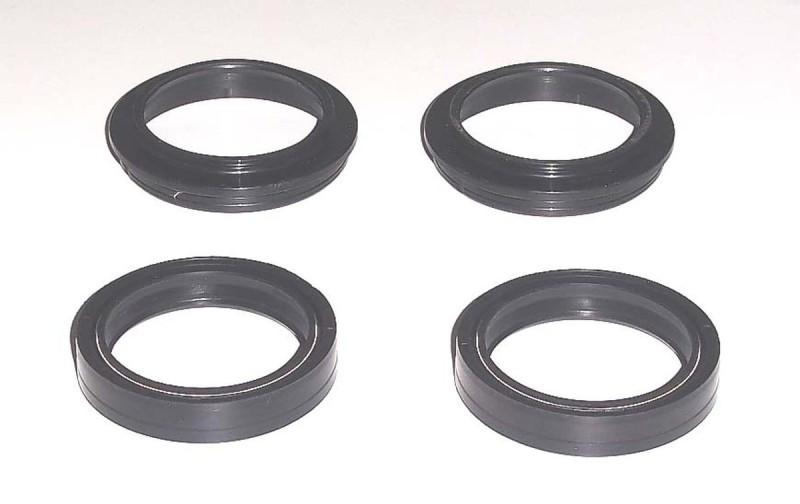 Tourmax Komplet uszczelniaczy zawieszenia 45x57x11 Honda CBR CR GL VT VTX Kawasaki VN Suzuki RM GSX-R VL 89-17 (56-139)