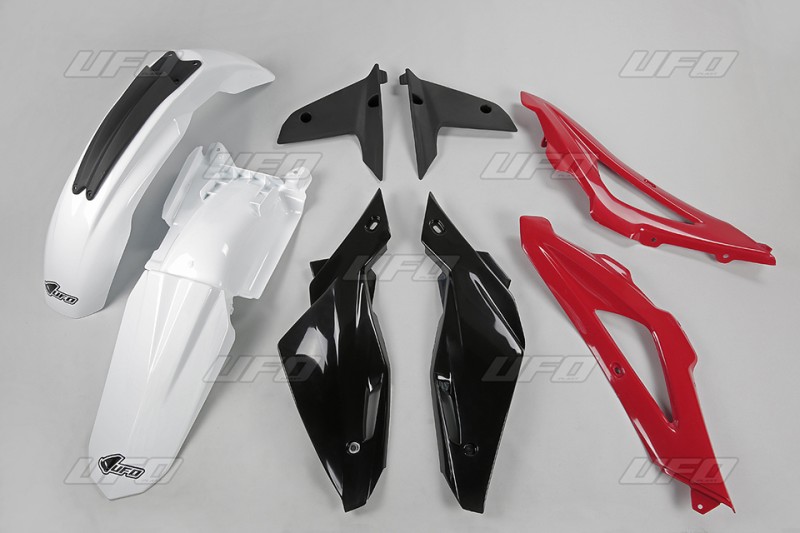 UFO KOMPLET PLASTIKÓW HUSQVARNA TC 4T '08-'10 KOLOR OEM (BIAŁY/CZERWONY/CZARNY) (HU607E999)