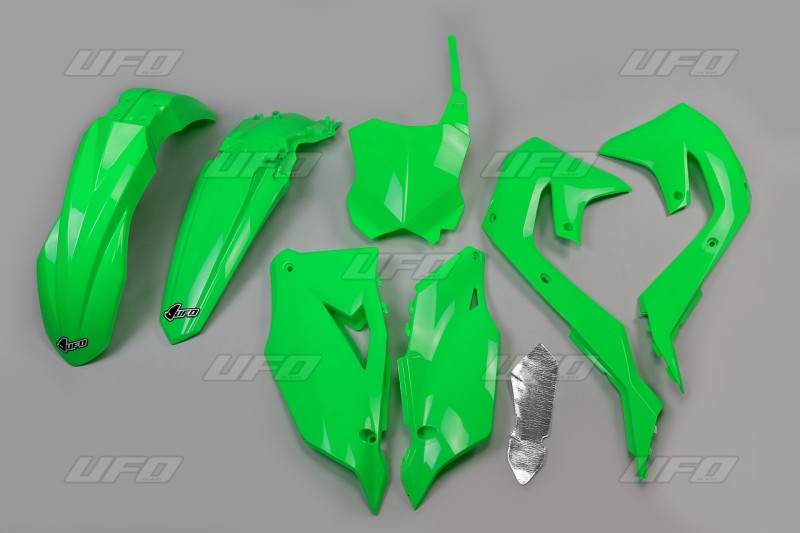 UFO KOMPLET PLASTIKÓW KAWASAKI KXF 250 '21-24, KXF 450 '19-23 KOLOR ZIELONY FLUO (KA227AFLU) (1)
