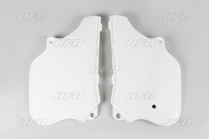 UFO BOCZKI TYLNE KTM 250/500 '90-92 KOLOR BIAŁY