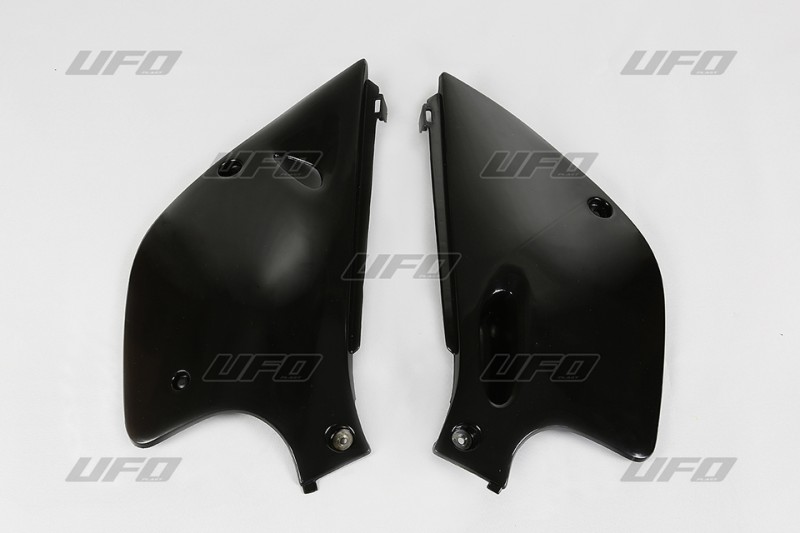 UFO BOCZKI TYLNE KTM 4T '93-'99 KOLOR CZARNY