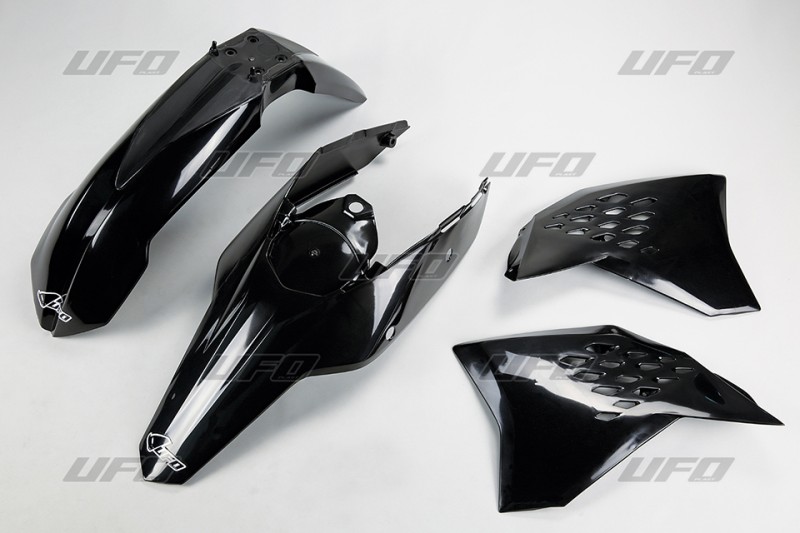 UFO KOMPLET PLASTIKÓW KTM EXC '09-'10 KOLOR CZARNY (KT511E001)