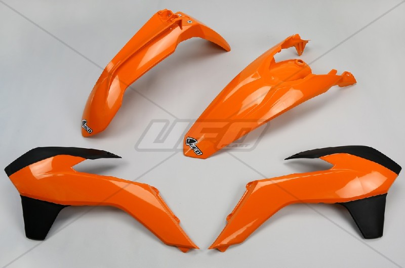 UFO KOMPLET PLASTIKÓW KTM EXC '14-'16, KOLOR OEM '14 (POMARAŃCZOWY/CZARNY) (KT516E999) (1)