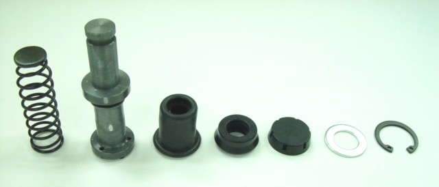 TOURMAX ZESTAW NAPRAWCZY POMPY HAMULCOWEJ PRZÓD YAMAHA XS 650 77-83, XS750/850/1100 77-83 (MADE IN JAPAN) (1)