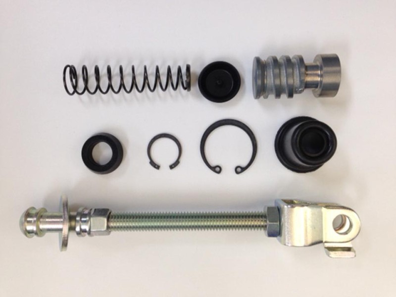 TOURMAX ZESTAW NAPRAWCZY POMPY HAMULCOWEJ TYŁ HONDA XL 700V TRANSALP '08- (MADE IN JAPAN) (1)