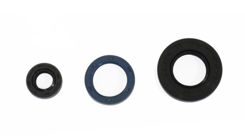 ATHENA KOMPLET (ZESTAW) USZCZELNIACZY SILNIKOWYCH KAWASAKI KLF250 BAYOU`03-11 (1)