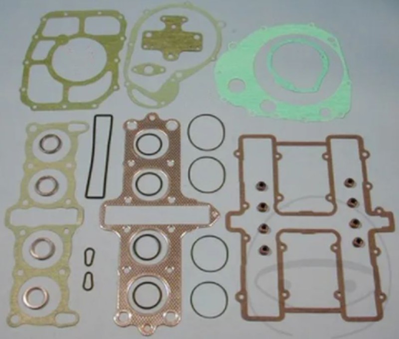 ATHENA KOMPLET USZCZELEK SUZUKI GS 550 M KATANA '81-'83 (1)