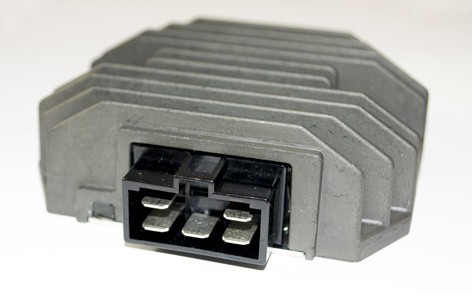 TOURMAX REGULATOR NAPIĘCIA YAMAHA FZ6 '04-'10, XP 500 '05-'12, TDM 850`93-01 (ESR269,2405-01) (MADE IN JAPAN) (1)