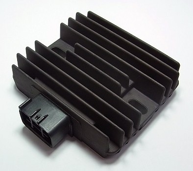 TOURMAX REGULATOR NAPIĘCIA KAWASAKI ER6 F/N '06-'11, KLE 650 '07-'11, Z 750/1000, KVF 750`05-07, VN900 (MADE IN JAPAN) (1)