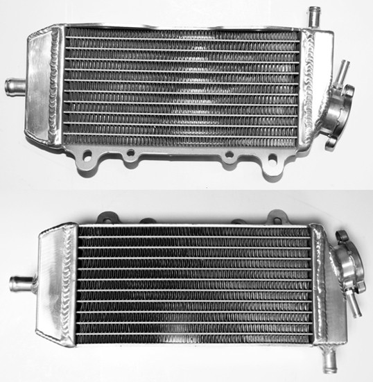 PSYCHIC CHŁODNICA KAWASAKI KXF 250 '04-05, SUZUKI RMZ 250 04-06 WZMOCNIONA O ZWIĘKSZONEJ POJEMNOŚCI LEWA (Z KORKIEM) (SZT.) (1)