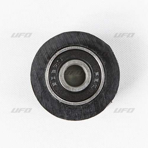 UFO ROLKA ŁAŃCUCHA YAMAHA YZF 450 18-19 KOLOR CZARNY (8X30X24MM) 79-5008 (1)