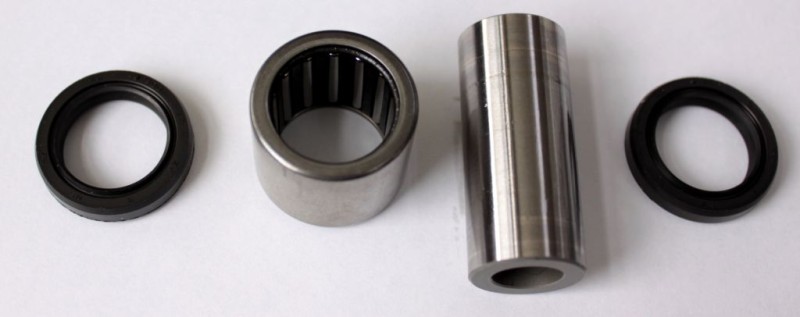 TOURMAX ZESTAW NAPRAWCZY AMORTYZATORA TYLNEGO (ŁOŻYSKO, TULEJKA, USZCZELNIACZE) HONDA CB 900F '02-06, CBR 1100XX '97-06, CBR 600F '97-06, CBR 900RR '98-03, VFR 800 '02-06, 800A '06, XL 1000V '99, 1000VA '04-06 (MADE IN JAPAN)