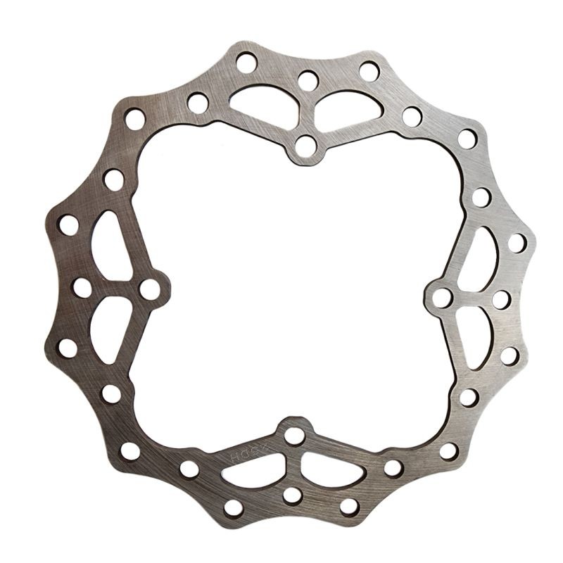 DELTA BRAKING TARCZA HAMULCOWA TYŁ SUZUKI RMZ250 '07-21, RMZ450 '05-21, WAVE (240X122X4MM) (4X10,5MM) (NG1049) (1)