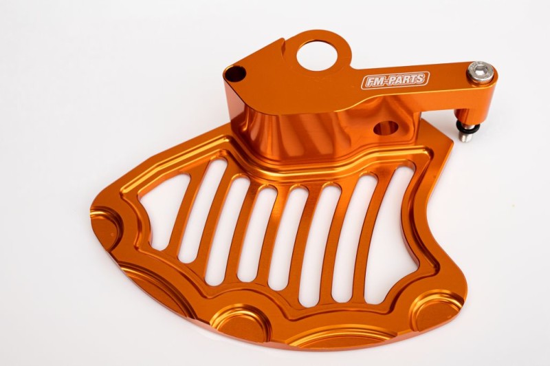 FM-PARTS OSŁONA ALUMINIOWA TARCZY HAMULCOWEJ PRZEDNIEJ KTM '15-'24 KOLOR POMARAŃCZOWY (1)