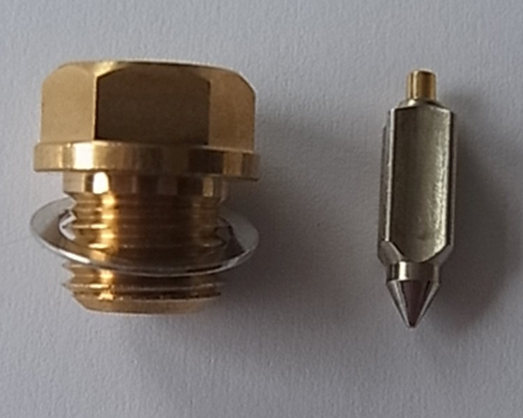 TOURMAX ZAWOREK IGLICOWY Z GNIAZDEM KAWASAKI KZ 1000 '77-81, KZ 900 '76-77, SUZUKI GS 550 '77-79, 750 '79, 850 '79, 1000 '78-79 (13370-45010,13370-18111,16030-027) (MADE IN JAPAN) (1)