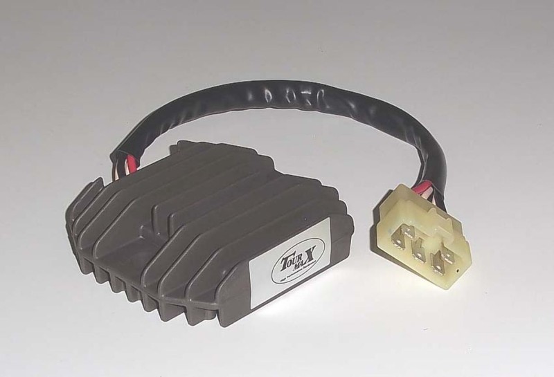 TOURMAX REGULATOR NAPIĘCIA YAMAHA FZS 600 '02-'03 (OEM:5RT-81960-00) (MADE IN JAPAN) (1)