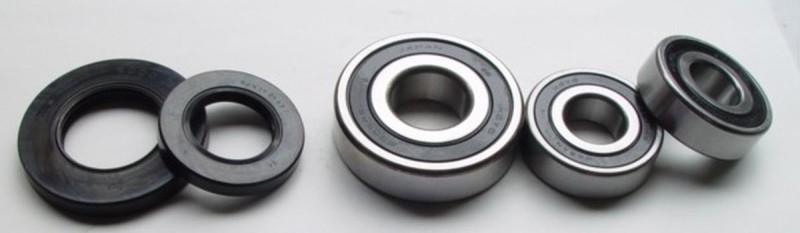 TOURMAX ŁOŻYSKA KOŁA TYLNEGO Z USZCZELNIACZAMI SUZUKI GSF 600 BANDIT '95-'03, GSX -R 600W '92-'93, RF 600R '93-'97, GSF 650 BANDIT '05-'12, GSX 650F '08-'16, SFV 650 GLADIUS '09-'16, SV 650 '03-'15, GSX-R 750W '92-'95 (MADE IN JAPAN) (1)