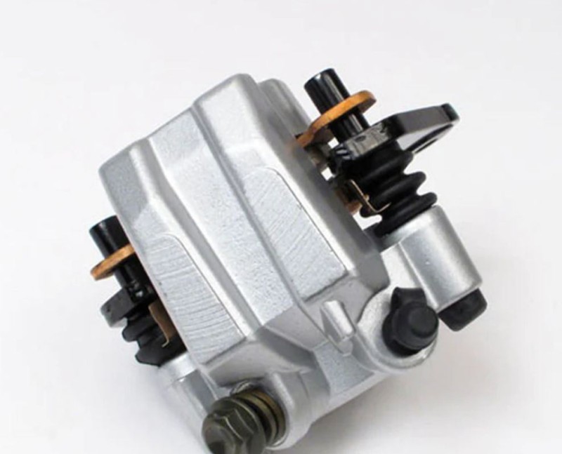 MTX PARTS ZACISK HAMULCOWY SUZUKI LT-A 500F '02-'07, LT-F 500F '03-'07 TYŁ (OEM:69100-03GF0-999) (1)