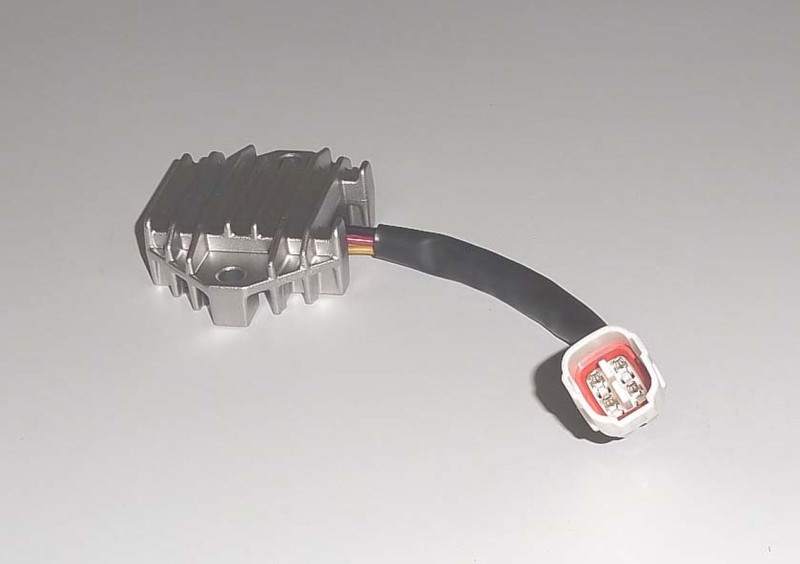 TOURMAX REGULATOR NAPIĘCIA YAMAHA YZF 450 '04-'09, YZF 450X '08, (OEM: 5TG-81960-00) (MADE IN JAPAN) (1)