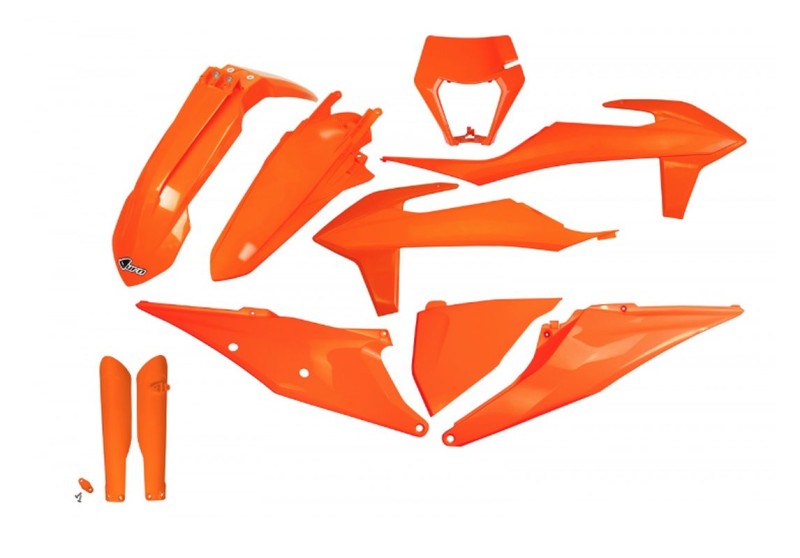 UFO KOMPLET PLASTIKÓW (FULL KIT) Z OSŁONAMI TELESKOPÓW (AMORTYZATORÓW) KTM EXC 125 '20-'21, EXC 250 / 300 TPI '20-'23, EXC-F 250 / 350 / 450 / 500 '20-'23 KOLOR POMARAŃCZOWY