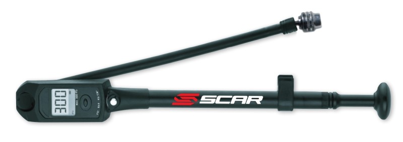 SCAR RACING POMPKA DO ZAWIESZEŃ Z WYŚWIETLACZEM ELEKTRONICZNYM KOLOR CZARNY (1)