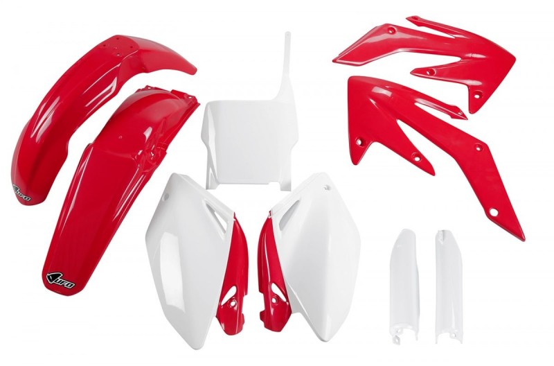 UFO KOMPLET PLASTIKÓW (FULL KIT) Z OSŁONAMI TELESKOPÓW (AMORTYZATORÓW) HONDA CRF 250R '04-'05 KOLOR OEM (CZERWONY/BIAŁY) (HO104E999)