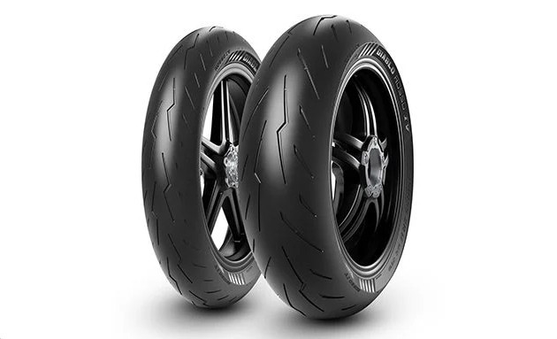 PIRELLI OPONA 160/60ZR17 DIABLO ROSSO IV (69W) TL M/C TYŁ DOT 02-06/2025