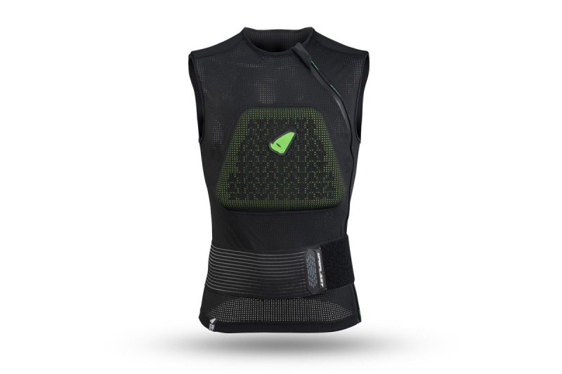 UFO OSŁONA KLATKI PIERSIOWEJ NA SIATCE CENTURION BV3 KOLOR CZARNY (MTB / E-BIKE) ROZMIAR L/XL (CE LEVEL 2) - KOLEKCJA 2025 (1)