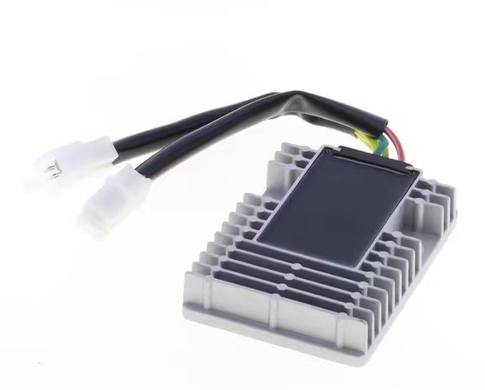 ATHENA 2025/09 REGULATOR NAPIĘCIA KYMCO XCITING 500 '05-'13, YAGER 200 '08-'14, XCITING 300 '08-'13, AGILITY 125 '17-'23, DOWNTOWN 125 '09-'19, VENOX 250 '02-'13 (OEM: 31600KED9900) (1)