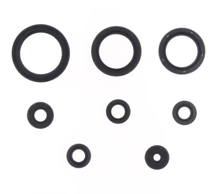 ATHENA KOMPLET USZCZELNIACZY OLEJOWYCH SILNIKA KYMCO B&W 250 2000, GRAND DINK 250 01-02, PEOPLE 250 04-07, X CITING 300 08-09, X CITING 250 05-07, G-DINK 300 2012, (1)