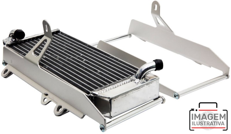 CROSSPRO NOWOŚĆ OSŁONY CHŁODNICY ALUMINIOWE MODEL LIGHT ICE (DO MOTOCYKLA BEZ WENTYLATORA) KAWASAKI KXF 250 '21, KXF 450 '19-'22, KLX 450 R '21-'22 KOLOR SREBRNY (1)