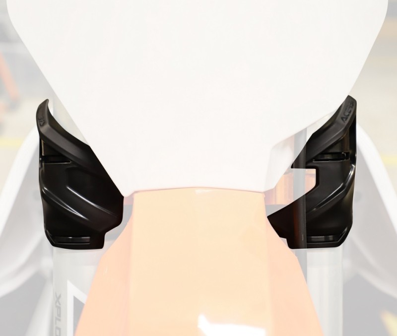 ACERBIS OSŁONY DOLNEJ PÓŁKI TELESKOPÓW PRZEDNICH KOLOR CZARNY (1)