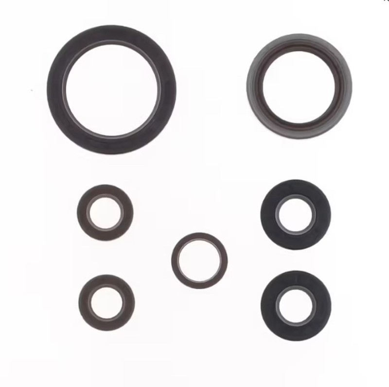 ATHENA KOMPLET USZCZELNIACZY OLEJOWYCH SILNIKA TRIUMPH TF 450 - C '26-, TF 450 - E / RC '25-, (1)