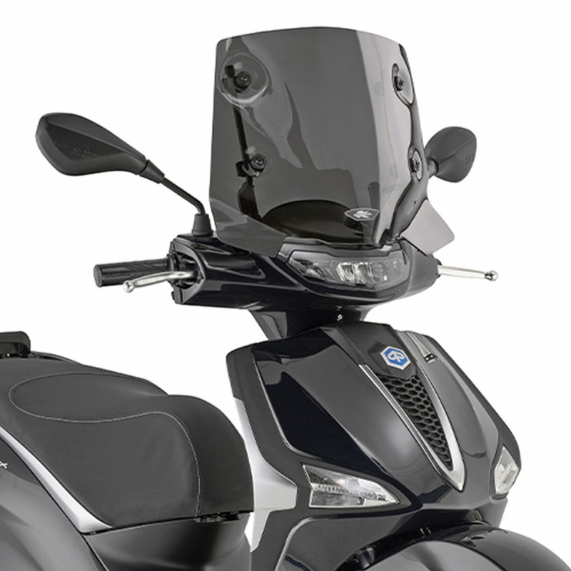 KAPPA 2026/04 SZYBA PIAGGIO LIBERTY 50 / 125 / 150 '25-'26 (26 X 41,5CM) PRZYCIEMNIANA - POTRZEBNE MOCOWANIE A5623AK (1)