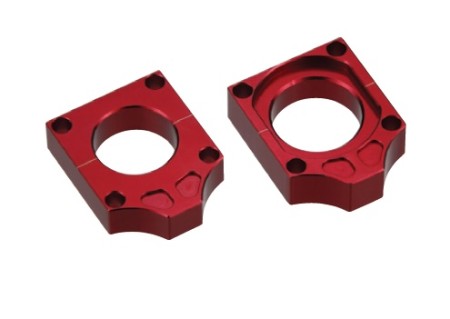 ACCEL NAPINACZ TYLNEJ OŚKI HONDA CR '98'07, CRF 250 '04'09, CRF 450 '02'08 KOLOR CZERWONY