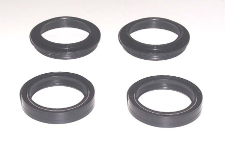 Tourmax Komplet uszczelniaczy zawieszenia 45x57x11 Honda CBR CR GL VT VTX Kawasaki VN Suzuki RM GSXR VL 8917 (56139)
