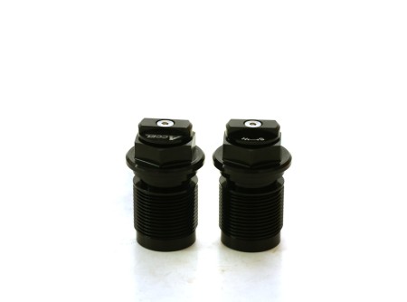 ACCEL KOREK DOLNY AMORTYZATORA PRZEDNIEGO Z REGULACJĄ HONDA CRF 450R 0914; YAMAHA YZ 125/250/X '0820, YZF 250/450/X '0820, WRF 250 '1520, WRF 450 '1220; KAWASAKI KXF 450 '0814, SUZUKI RMZ 250 '19 KOLOR CZARNY (KPL.2SZT.)  PROMOCJA