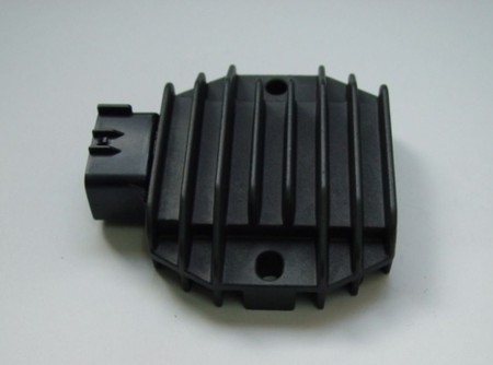 Tourmax Regulator napięcia Yamaha XT250 1318 YFM125660 9913 Suzuki LTA400 LTF400 LTZ400 LTR450 RMX450