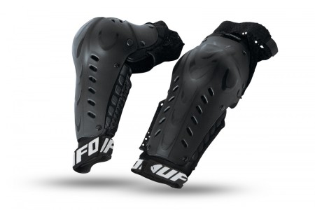 UFO NAŁOKIETNIKI OCHRANIACZE ŁOKCI Z ZAWIASEM KAJAM ELBOW GUARD KOLOR CZARNY ROZMIAR L/XL  ZASTĘPUJĄ GO02016KS/M  KOLEKCJA 2024