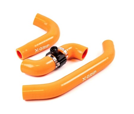 Obrazek dla: XGRIP Silikonowe przewody chłodnicy – KTM EXC TBI, XCW TBI 250300 2024, SX, XC 2023, Husqvarna TE 2024, TC, TX 250300 2023, GasGas EC, MC, EX 250300 2024, kolor pomarańczowy