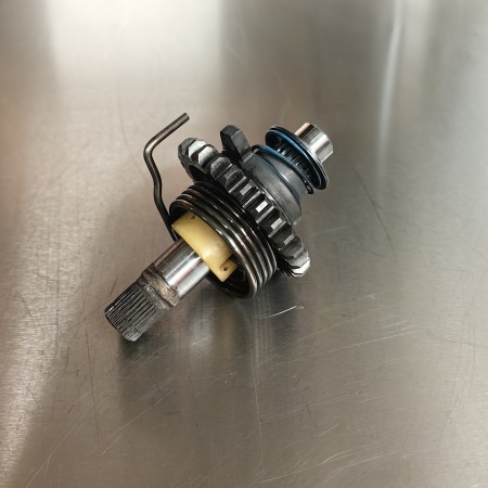 Obrazek 2 dla: Wałek kopki Yamaha YZ250F  WR250F 0713 5NL156012000 UŻYWANY !!!