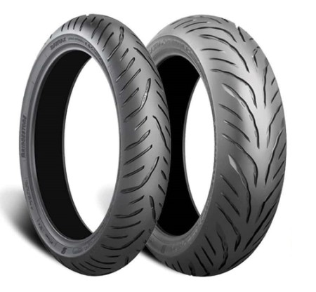 Obrazek 2 dla: BRIDGESTONE KOMPLET OPON (19620/24) 120/70ZR17 BATTLAX T32 (58W) TL PRZÓD DOT 2024 + (19625/24) 150/70ZR17 BATTLAX T32 (69W) TL TYŁ DOT 2024