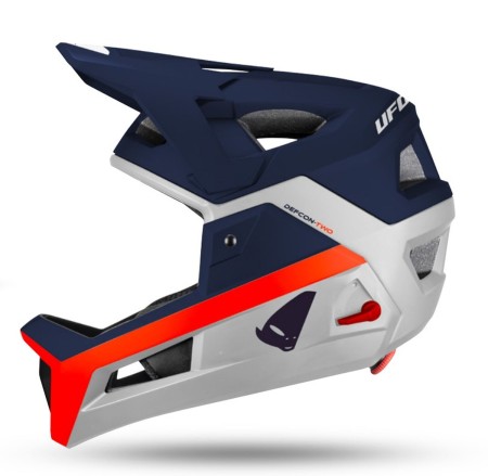 Obrazek dla: UFO 2026/04 KASK ROWEROWY MTB / EBIKE DEFCONTWO Z WYPINANĄ SZCZĘKĄ KOLOR BIAŁY/NIEBIESKI/POMARAŃCZOWY ROZMIAR XS/S/M (HE15002CBXS/S/M)
